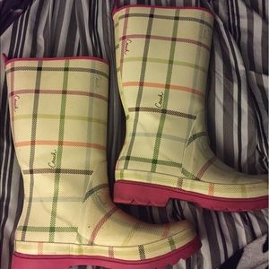 Plaid coach rainboots